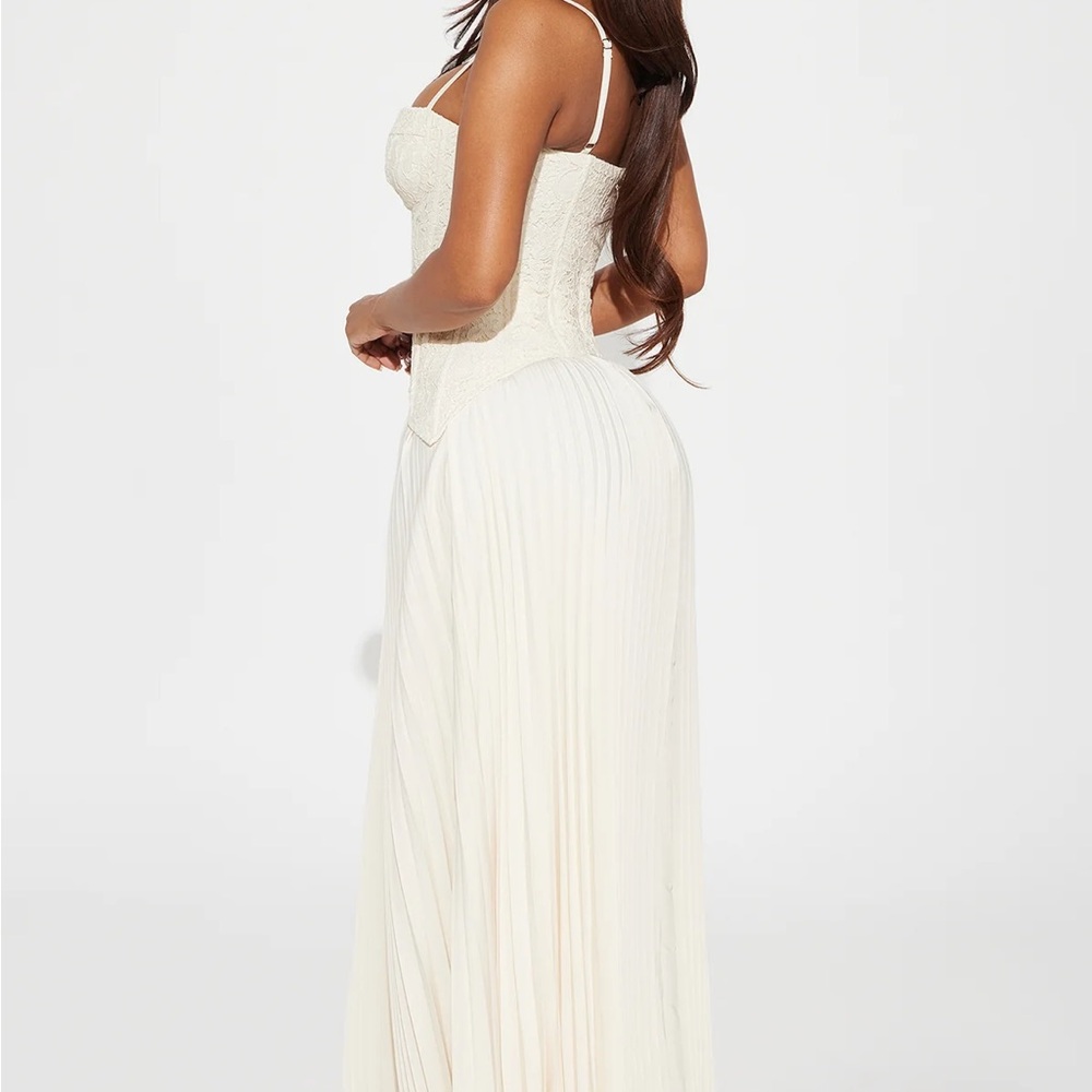 Fashion Nova Daniella Lace Corset Pleated Maxi Dress - Cream